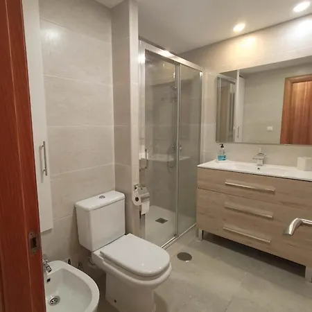 Confortable Piso Junto A Centro Ciudad, Playa Y Estacion Tren. Apartment *